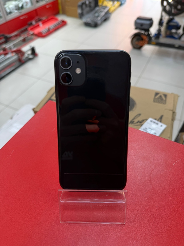 Мобильный телефон Apple iPhone 11